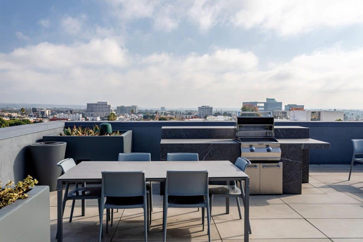 Stylish Coliving Suite W Walk In Closet Near Ucla Los Angeles Dış mekan fotoğraf